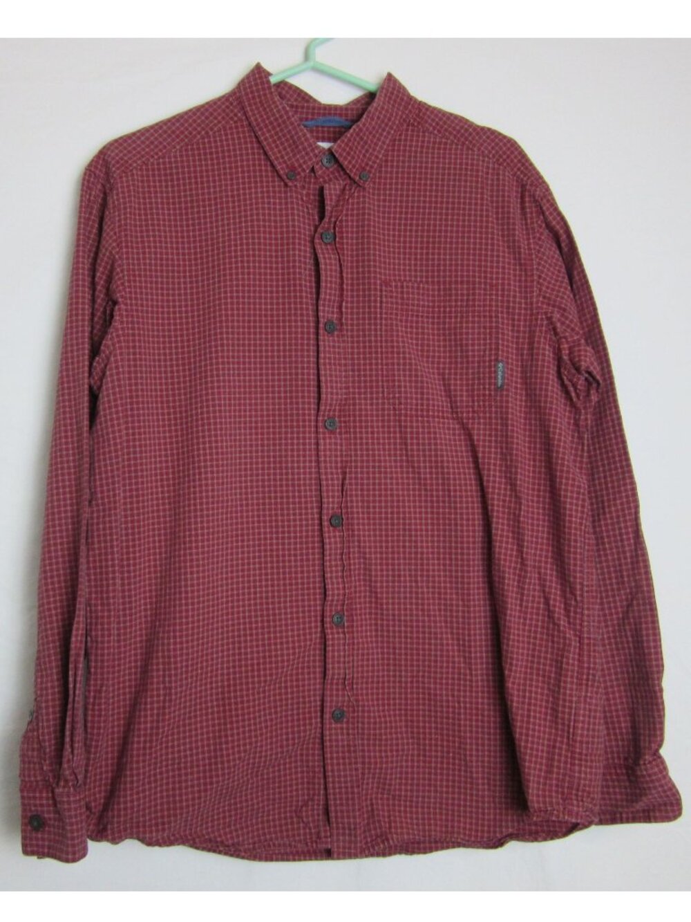 Columbia Red Plaid Long Sleeve Button-Up Shirt Mens Medium 100% Cotton